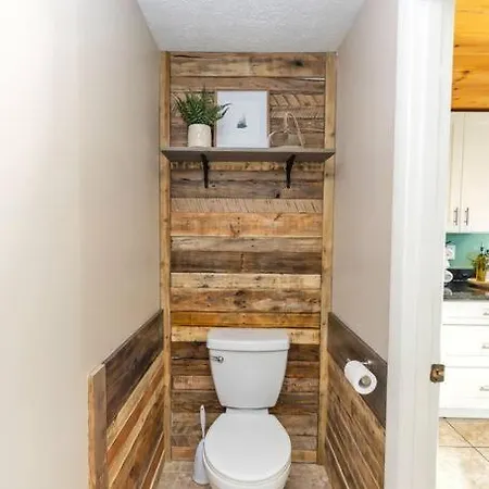 *New* Beautiful 3 Floor Townhome With Sauna Manchester Exterior photo