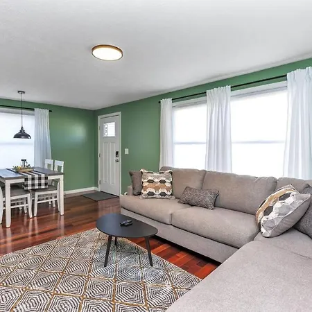 *New* Beautiful 3 Floor Townhome With Sauna Manchester Exterior photo