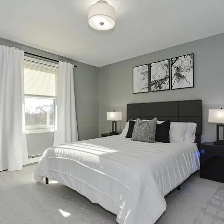 *New* Beautiful 3 Floor Townhome With Sauna Manchester Exterior photo