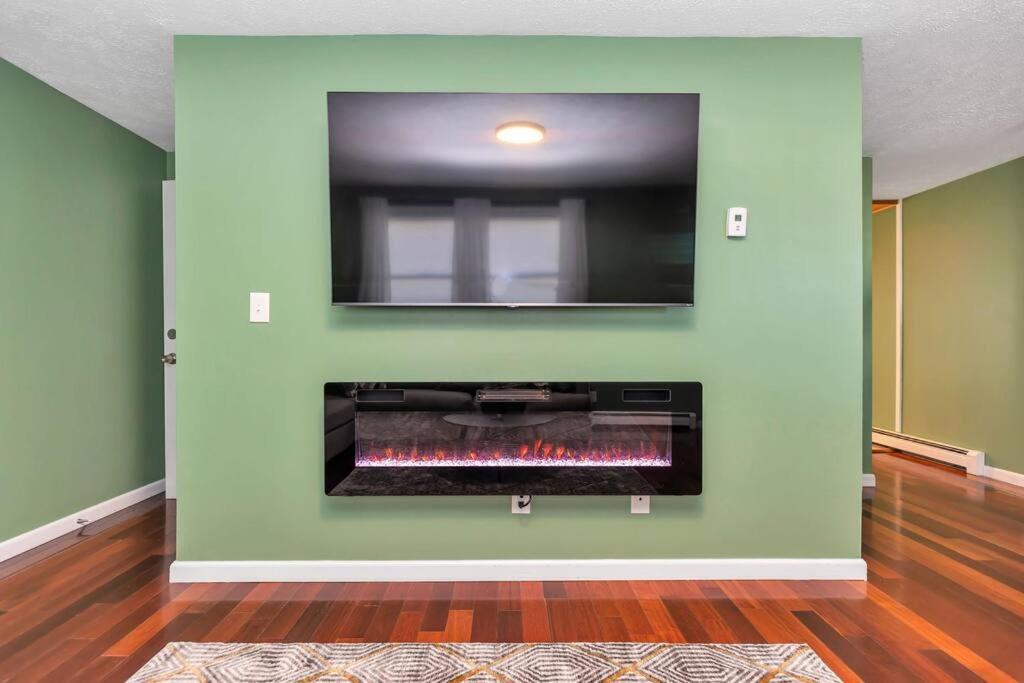 Appartement *new* Beautiful 3 Floor Townhome With Sauna